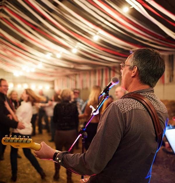 HonkyTonk Team Building Pinnacle Team Events